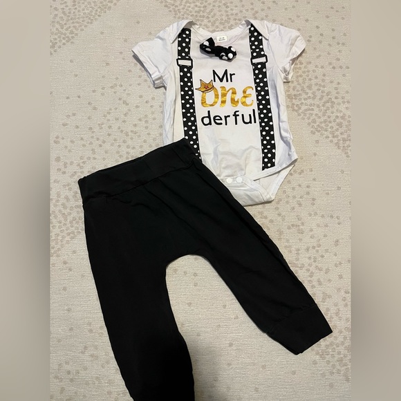 First Birthday Outfit - Picture 3 of 9